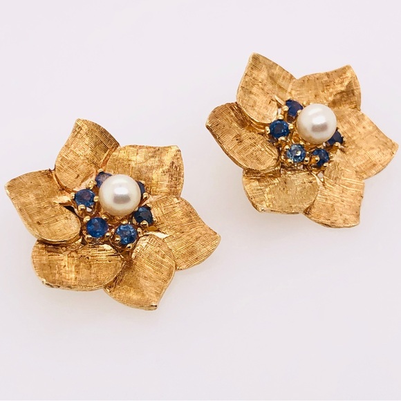 Estate🌸Vintage 14K Brushed Gold🌸 Pearl and Sapphire Clip-On Earrings - Picture 4 of 11